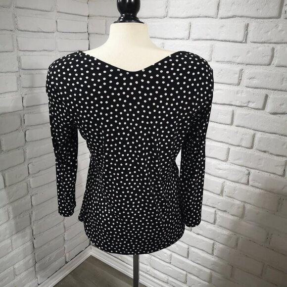 Anne Klein Ladies Size Medium Black & White Polka Dot V-neck Top - Picture 2 of 9